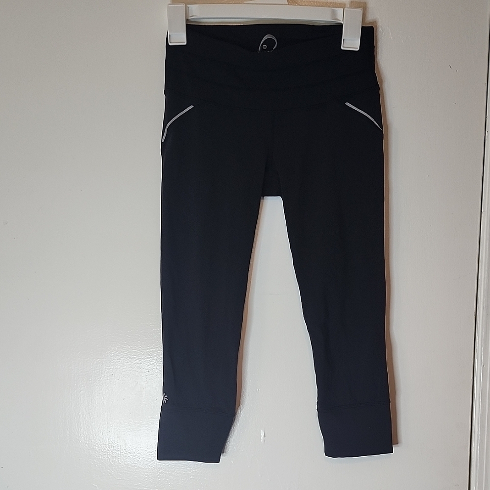 Athleta Women  Black Leggings